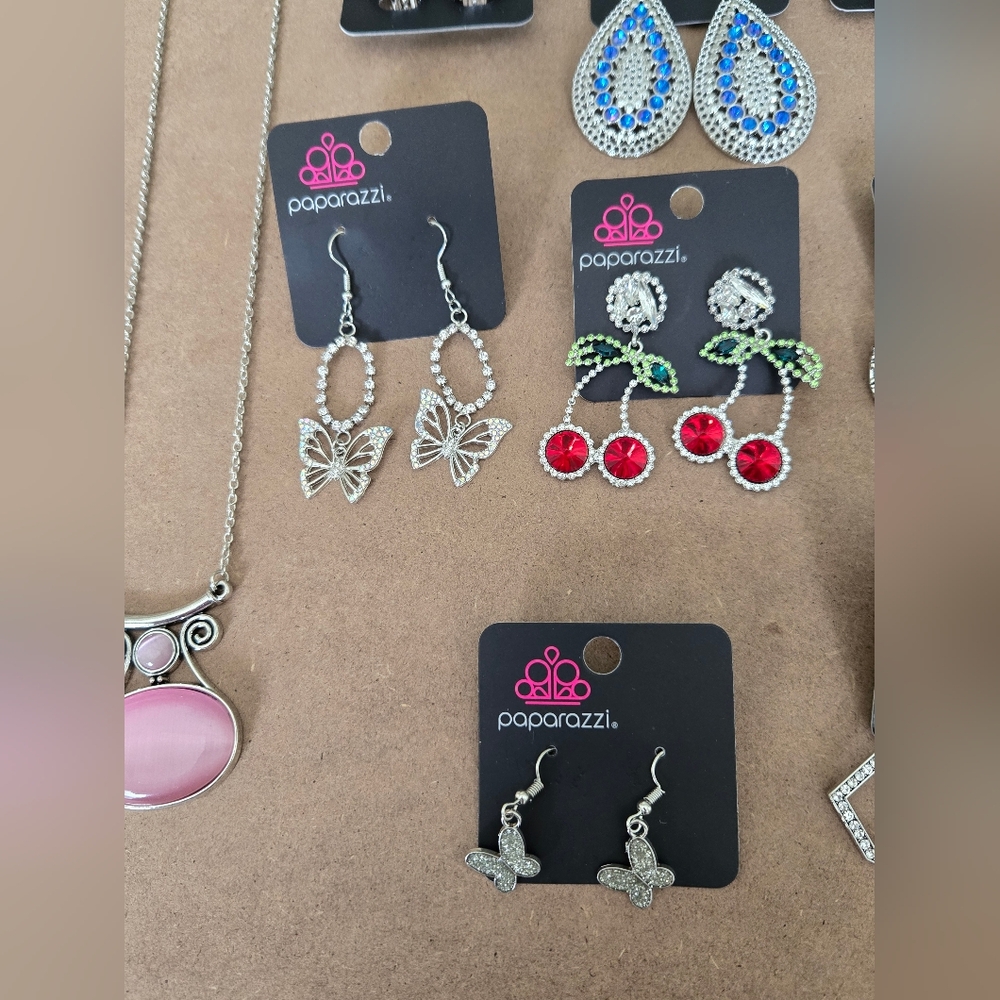 Paparazzi Jewelry Lot - Picture 4 of 16